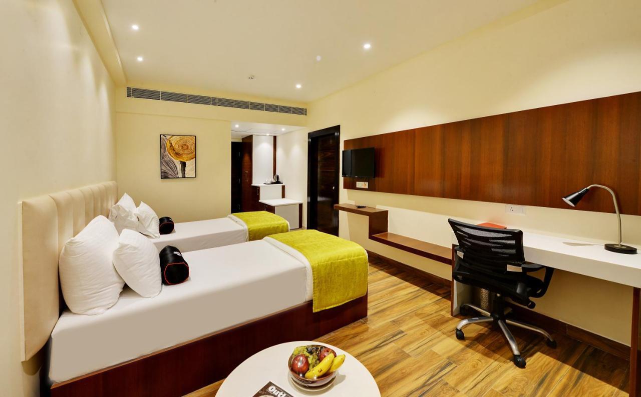 גולבארגה Mastiff Select Gulbarga Hotel מראה חיצוני תמונה