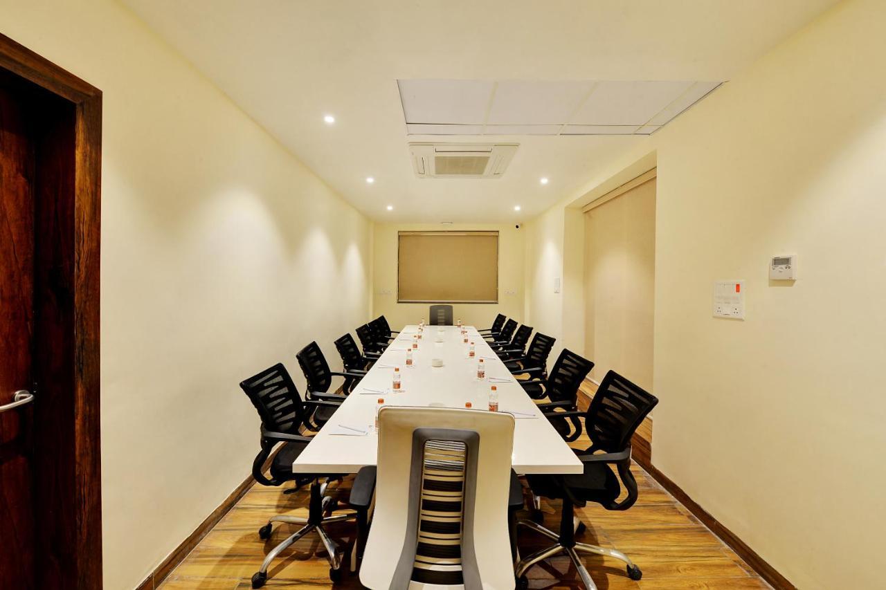 גולבארגה Mastiff Select Gulbarga Hotel מראה חיצוני תמונה