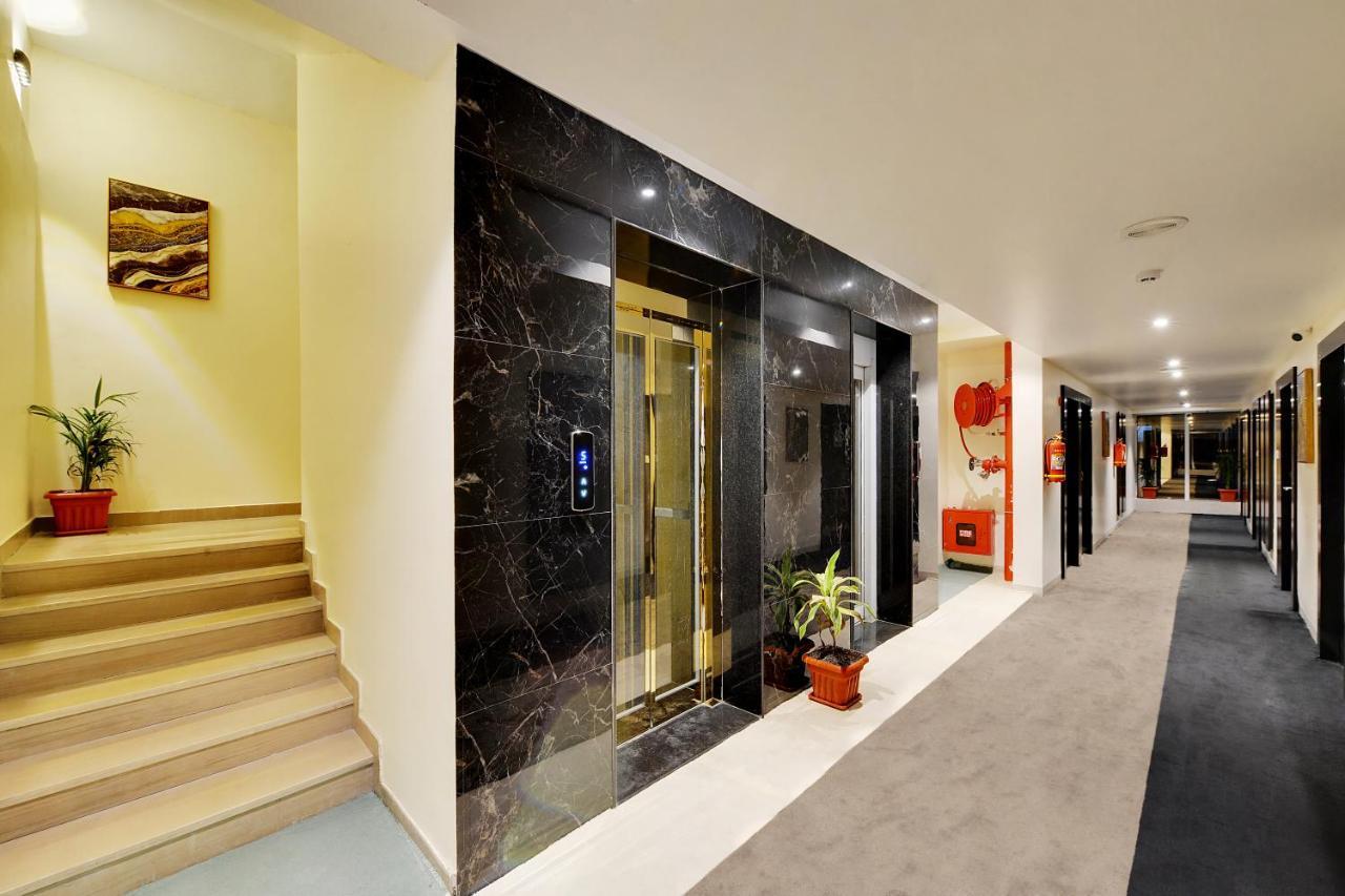 גולבארגה Mastiff Select Gulbarga Hotel מראה חיצוני תמונה
