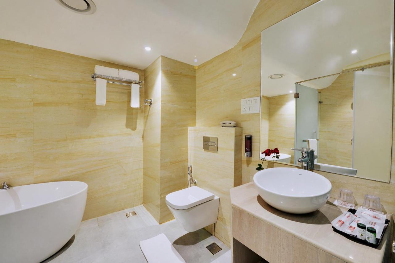 גולבארגה Mastiff Select Gulbarga Hotel מראה חיצוני תמונה