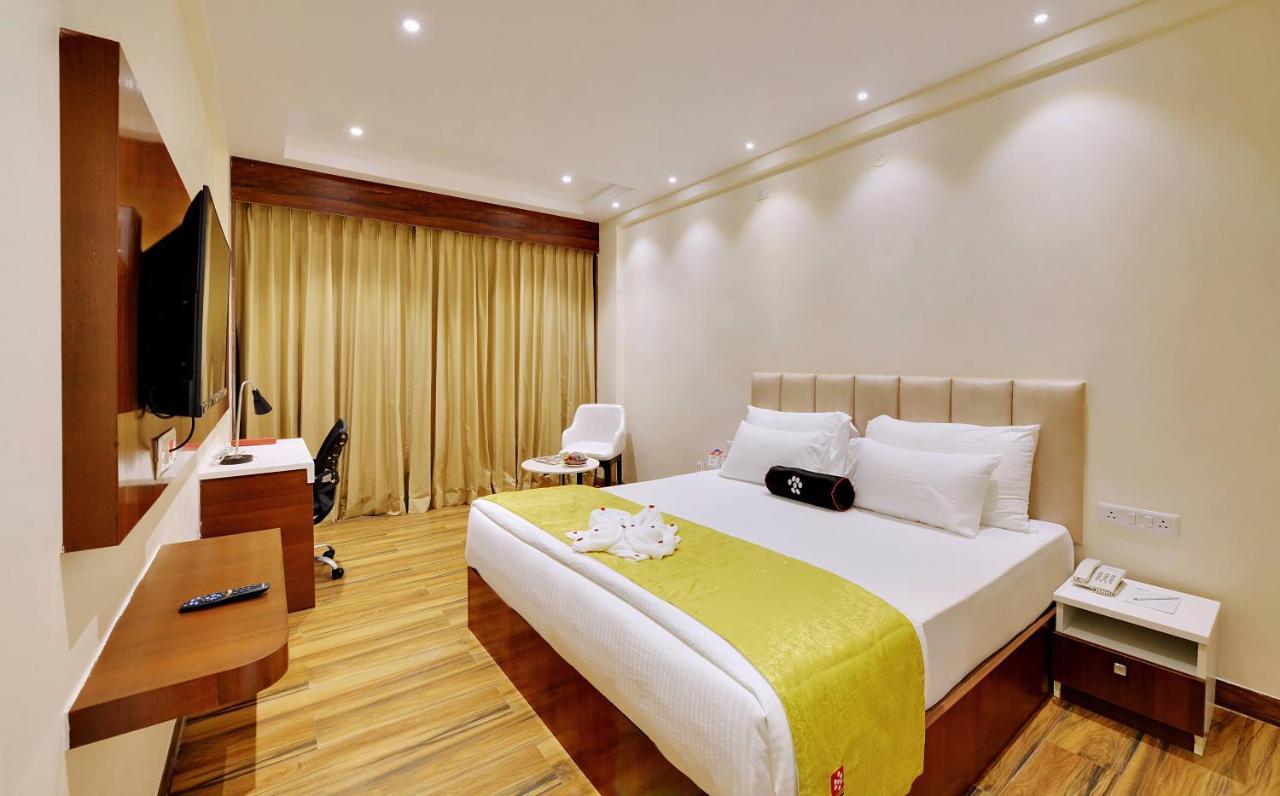גולבארגה Mastiff Select Gulbarga Hotel מראה חיצוני תמונה