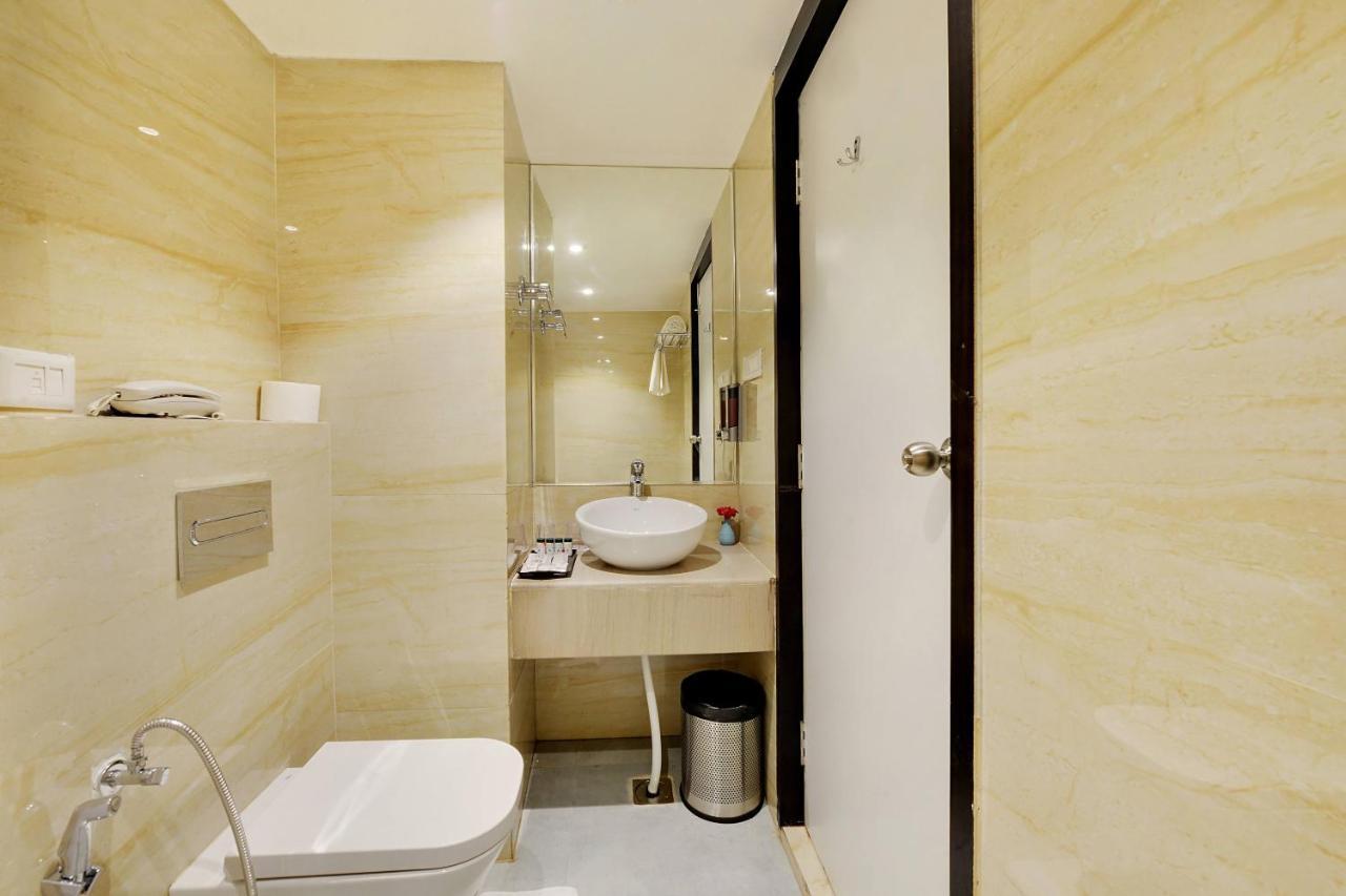 גולבארגה Mastiff Select Gulbarga Hotel מראה חיצוני תמונה